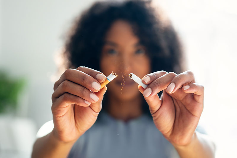 patient quitting smoking to get dental implants